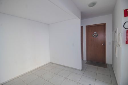 Apartamento à venda com 50m², 2 quartos e 1 vaga Apartamento à venda com 50m², 2 quartos e 1 vagaHall de entrada
