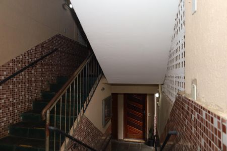 Apartamento para alugar com 45m², 2 quartos e 1 vagaÁrea comum -Saguão do prédio