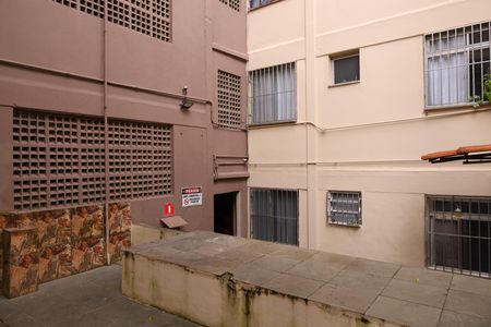 Apartamento para alugar com 45m², 2 quartos e 1 vagaÁrea comum - Saguão do prédio