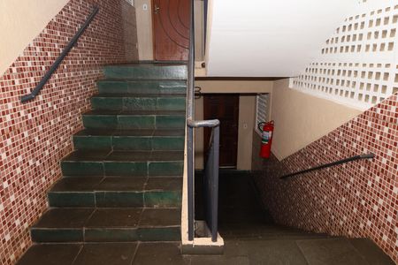 Apartamento para alugar com 45m², 2 quartos e 1 vagaÁrea comum - Saguão do andar