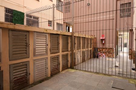 Apartamento para alugar com 45m², 2 quartos e 1 vagaÁrea comum - Saguão do prédio