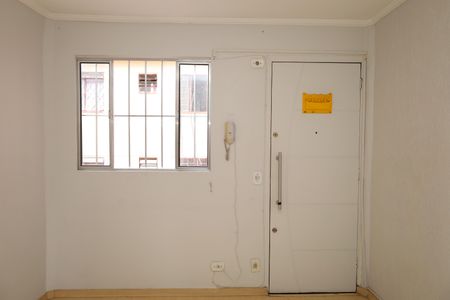 Sala de apartamento para alugar com 2 quartos, 45m² em Conjunto Habitacional Fazenda do Carmo, São Paulo