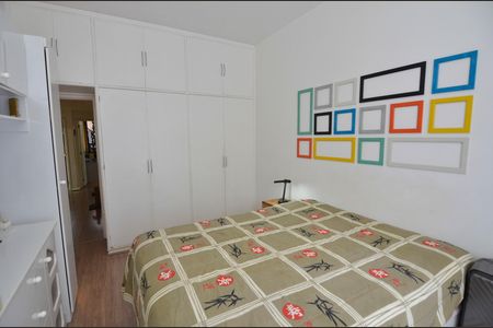 Apartamento à venda com 284m², 4 quartos e 3 vagas Apartamento à venda com 284m², 4 quartos e 3 vagasQuarto 3