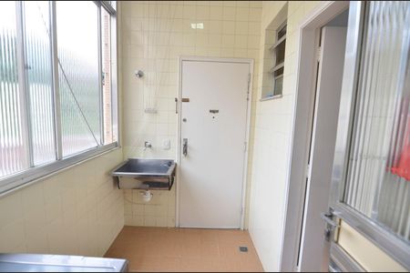 Apartamento à venda com 284m², 4 quartos e 3 vagas Apartamento à venda com 284m², 4 quartos e 3 vagasÁrea de Serviço