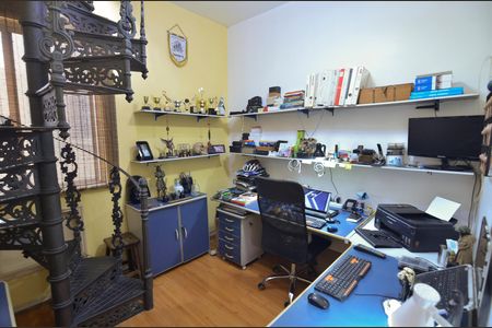 Apartamento à venda com 284m², 4 quartos e 3 vagas Apartamento à venda com 284m², 4 quartos e 3 vagasQuarto 1