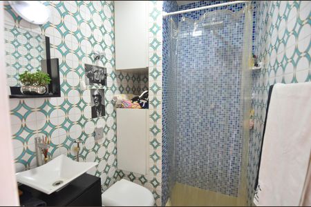 Apartamento à venda com 284m², 4 quartos e 3 vagas Apartamento à venda com 284m², 4 quartos e 3 vagasBanheiro 2