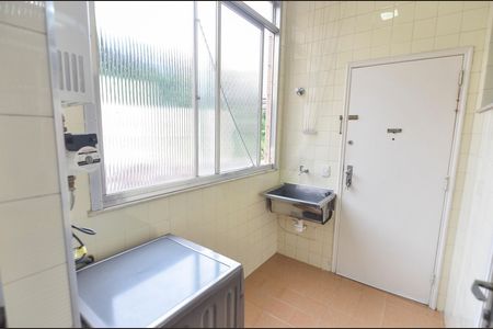 Apartamento à venda com 284m², 4 quartos e 3 vagas Apartamento à venda com 284m², 4 quartos e 3 vagasÁrea de Serviço