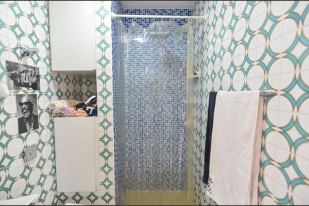 Apartamento à venda com 284m², 4 quartos e 3 vagas Apartamento à venda com 284m², 4 quartos e 3 vagasBanheiro 2