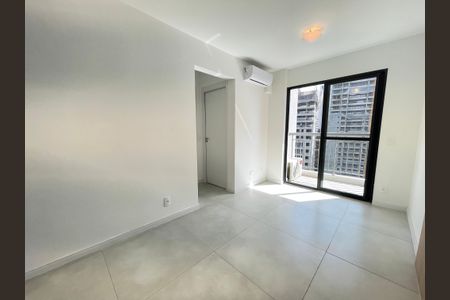 Sala de apartamento para alugar com 2 quartos, 40m² em Butantã, São Paulo