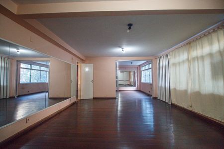 Casa à venda com 240m², 3 quartos e 1 vaga Casa à venda com 240m², 3 quartos e 1 vagaQuarto 4