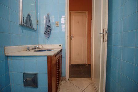 Casa à venda com 240m², 3 quartos e 1 vaga Casa à venda com 240m², 3 quartos e 1 vagaBanheiro 2
