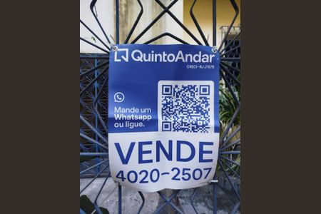 Casa à venda com 240m², 3 quartos e 1 vaga Casa à venda com 240m², 3 quartos e 1 vagaPlaca