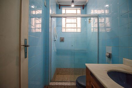 Casa à venda com 240m², 3 quartos e 1 vaga Casa à venda com 240m², 3 quartos e 1 vagaBanheiro 2