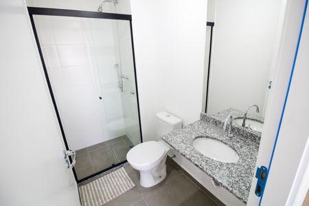 Apartamento para alugar com 44m², 2 quartos e 1 vaga Apartamento para alugar com 44m², 2 quartos e 1 vagaBanheiro