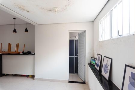 Sala de casa à venda com 2 quartos, 180m² em Vila Joaquim Inacio, Campinas