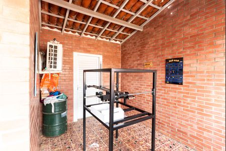 Garagem de casa à venda com 2 quartos, 180m² em Vila Joaquim Inacio, Campinas