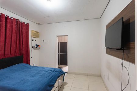 Casa à venda com 180m², 2 quartos e 3 vagas Casa à venda com 180m², 2 quartos e 3 vagasSuíte