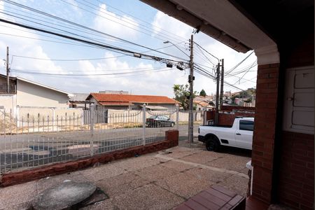 Garagem de casa à venda com 2 quartos, 180m² em Vila Joaquim Inacio, Campinas