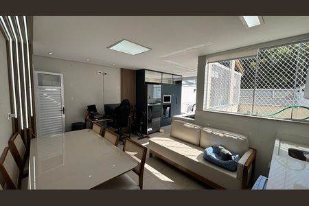 Apartamento à venda com 110m², 2 quartos e 2 vagas Apartamento à venda com 110m², 2 quartos e 2 vagasCobertura