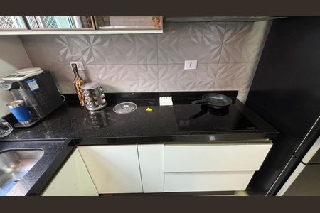 Apartamento à venda com 110m², 2 quartos e 2 vagas Apartamento à venda com 110m², 2 quartos e 2 vagasCozinha