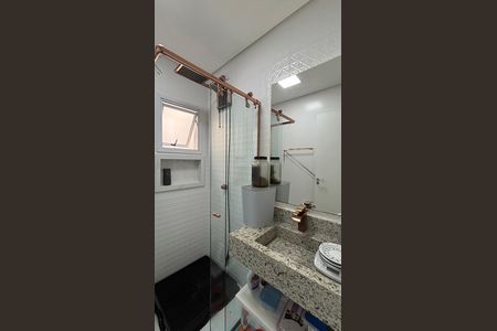 Apartamento à venda com 110m², 2 quartos e 2 vagas Apartamento à venda com 110m², 2 quartos e 2 vagasBanheiro