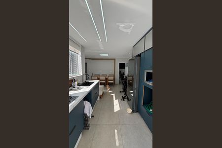 Apartamento à venda com 110m², 2 quartos e 2 vagas Apartamento à venda com 110m², 2 quartos e 2 vagasCobertura - Cozinha