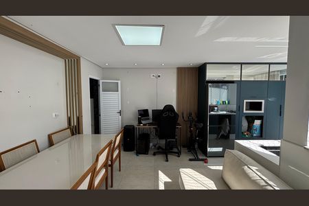 Apartamento à venda com 110m², 2 quartos e 2 vagas Apartamento à venda com 110m², 2 quartos e 2 vagasCobertura