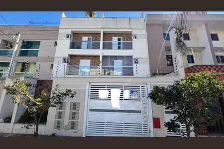 Apartamento à venda com 110m², 2 quartos e 2 vagas Apartamento à venda com 110m², 2 quartos e 2 vagasFachada
