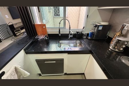 Apartamento à venda com 110m², 2 quartos e 2 vagas Apartamento à venda com 110m², 2 quartos e 2 vagasCozinha