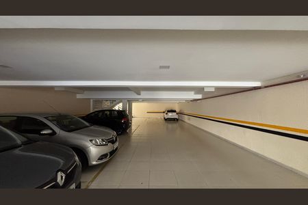 Apartamento à venda com 110m², 2 quartos e 2 vagas Apartamento à venda com 110m², 2 quartos e 2 vagasGaragem