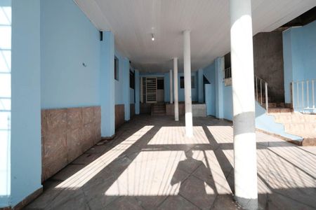Casa à venda com 244m², 5 quartos e 4 vagasÁrea externa