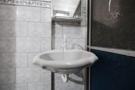 Casa à venda com 244m², 5 quartos e 4 vagasBanheiro