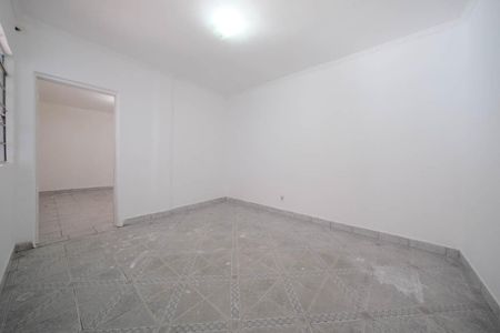 Casa à venda com 244m², 5 quartos e 4 vagasQuarto 2