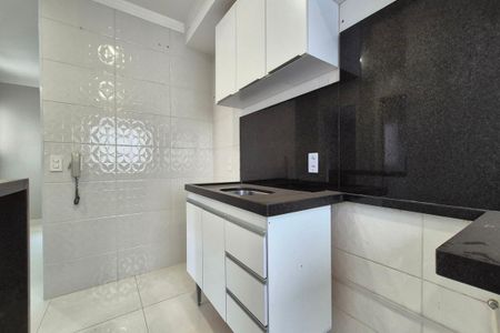 Apartamento para alugar com 44m², 2 quartos e 1 vaga Apartamento para alugar com 44m², 2 quartos e 1 vagaCozinha