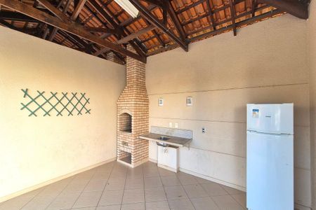 Apartamento para alugar com 44m², 2 quartos e 1 vaga Apartamento para alugar com 44m², 2 quartos e 1 vagaÁrea comum - Churrasqueira