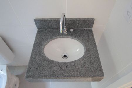 Apartamento à venda com 72m², 2 quartos e 1 vagaBanheiro Social