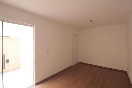 Apartamento à venda com 72m², 2 quartos e 1 vagaSala