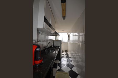Apartamento para alugar com 75m², 2 quartos e 1 vagaCozinha e Área de Serviço