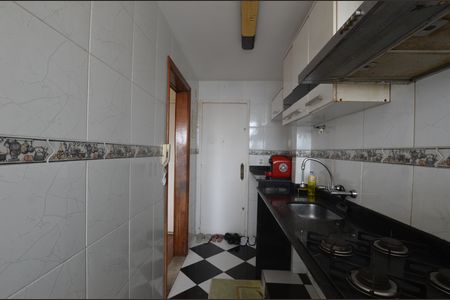 Apartamento para alugar com 75m², 2 quartos e 1 vagaCozinha e Área de Serviço