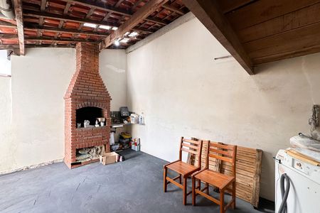 Casa para alugar com 200m², 2 quartos e 2 vagas Casa para alugar com 200m², 2 quartos e 2 vagasChurrasqueira