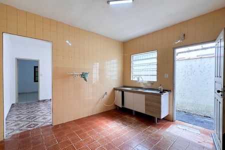 Casa para alugar com 200m², 2 quartos e 2 vagas Casa para alugar com 200m², 2 quartos e 2 vagasCozinha