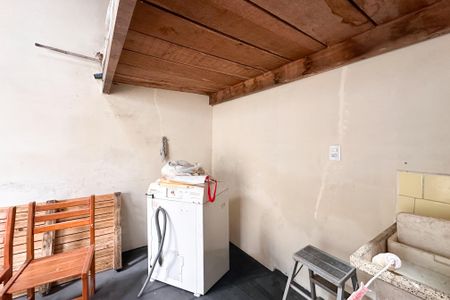 Casa para alugar com 200m², 2 quartos e 2 vagas Casa para alugar com 200m², 2 quartos e 2 vagasÁrea de Serviço