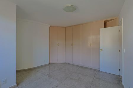 Apartamento à venda com 159m², 4 quartos e sem vaga