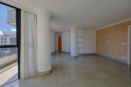 Apartamento à venda com 159m², 4 quartos e sem vaga