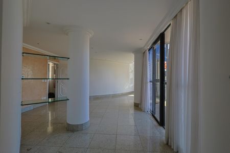 Apartamento à venda com 159m², 4 quartos e sem vaga
