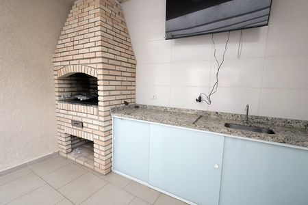 Apartamento para alugar com 60m², 2 quartos e 1 vaga Apartamento para alugar com 60m², 2 quartos e 1 vagaÁrea comum - Churrasqueira