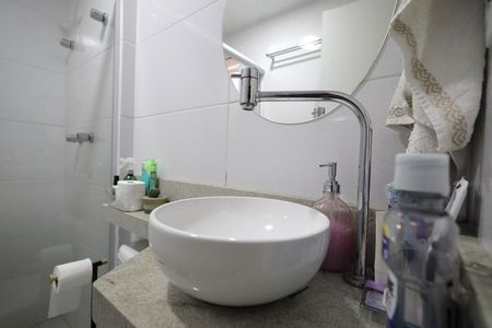 Apartamento para alugar com 60m², 2 quartos e 1 vaga Apartamento para alugar com 60m², 2 quartos e 1 vagaBanheiro Suíte
