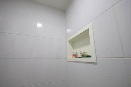 Apartamento para alugar com 60m², 2 quartos e 1 vaga Apartamento para alugar com 60m², 2 quartos e 1 vagaBanheiro