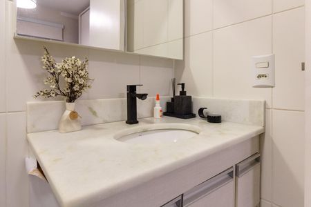 Apartamento à venda com 62m², 2 quartos e 1 vagaBanheiro do Quarto 1 suíte
