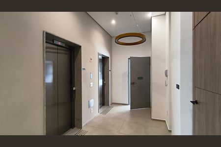 Studio para alugar com 23m², 1 quarto e sem vaga Studio para alugar com 23m², 1 quarto e sem vagaElevadores
